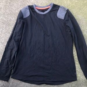 Men’s Lululemon vented running shirt.Long sleeve.